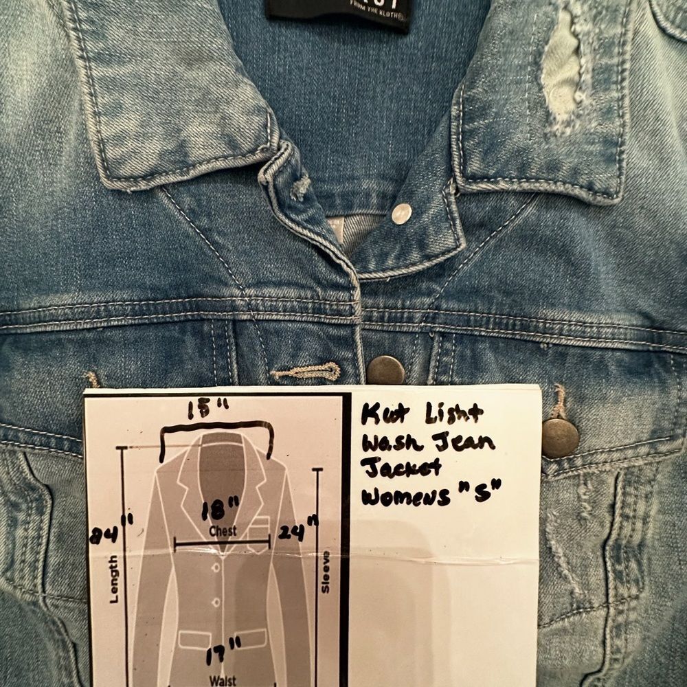Kut from the Kloth Amelia Light Blue Distressed Jean Jacket Size S - Picture 16 of 16